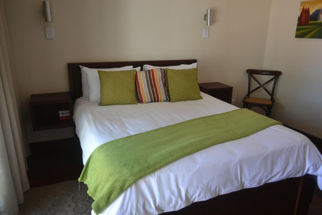 Be At Home Guesthouse Klerksdorp Exterior photo