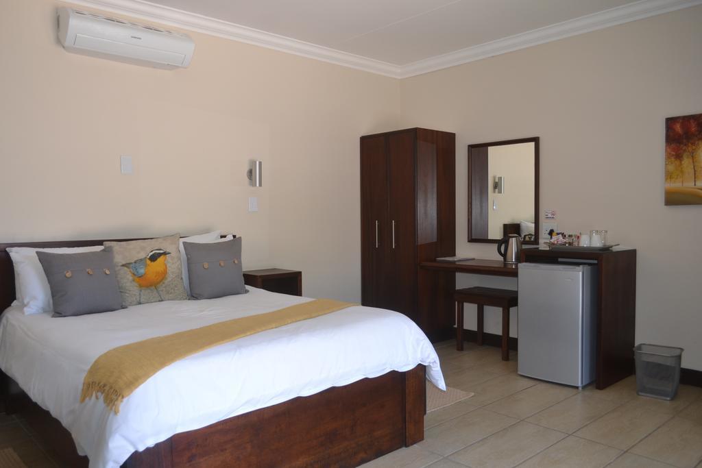 Be At Home Guesthouse Klerksdorp Exterior photo